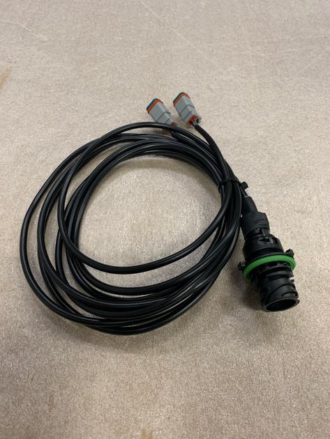 Grenkabling Volvo 4-polet til 2xDT